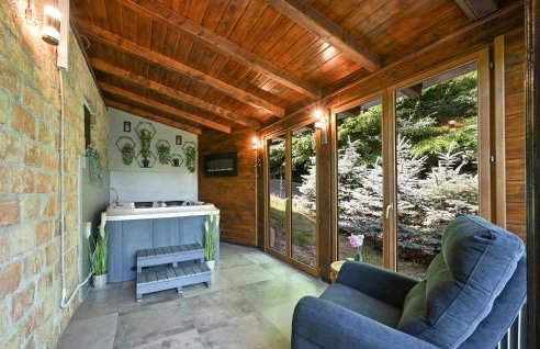 Stunning Home In Veliko Trgovisce - Foto 8