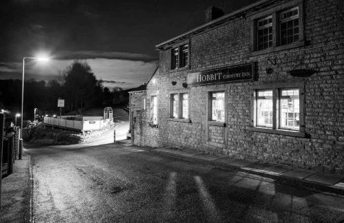 New Hobbit, stunning views, sleeps 42, Bar, Hot Tub - Foto 13