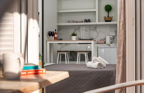 Avouris 2 Bedroom Apartment & Studios - Photo 4