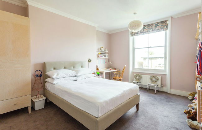 Leamington Road Villas II by Onefinestay - Photo 6