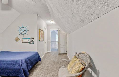 1 Mi to Pickwick Lake! Tranquil Wooded Cabin - Foto 16