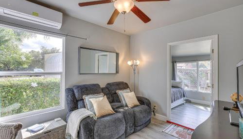 2 Mi to Dtwn Atascadero! Cozy Cottage with Yard - Foto 2