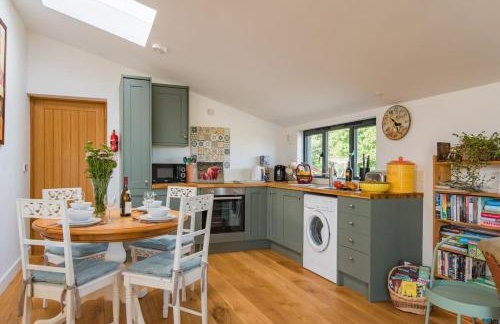 Rabbit Hole by Keepers Cottages - Photo 13