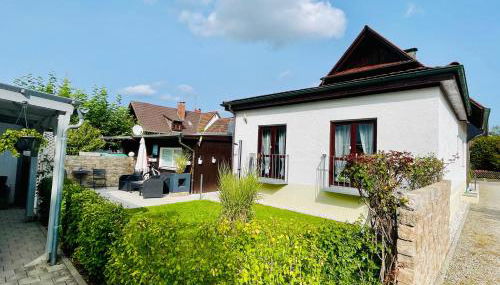 kleine ein Zimmer Wohnung mit Gartenanlage - Foto 1