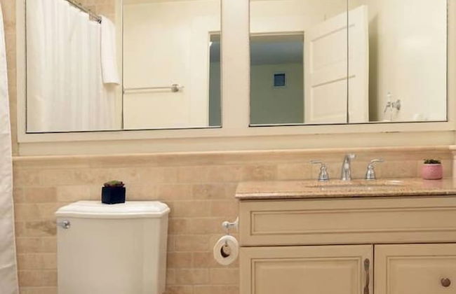 LUX Suites in the Heart of Santa Monica - Foto 16