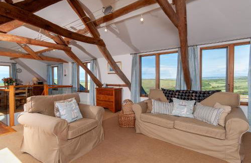 Lighthouse Watch - Photo 3