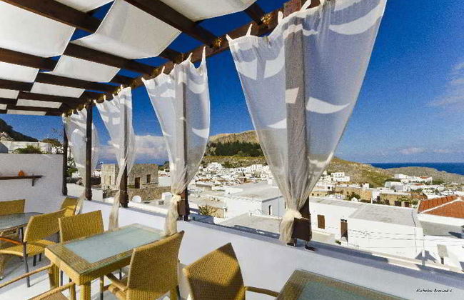 Xenones Lindos - Foto 18