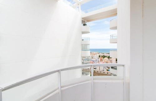 Global Properties, Apartamento con vistas al mar, 2 terrazas y piscina en Canet d'en Berenguer - Photo 25