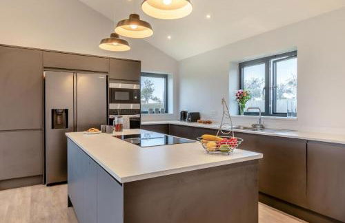 3 Bed in West Pennard oc-b34974 - Photo 1