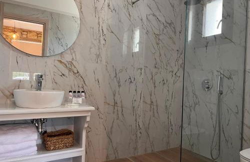 Michelangelo suites and apartments - Photo 10