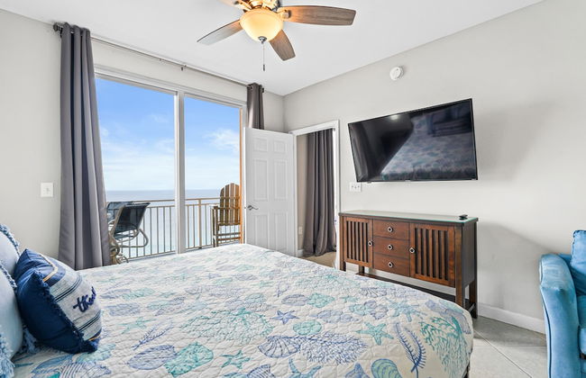 Splash Beach Resort by Book That Condo - Photo 25