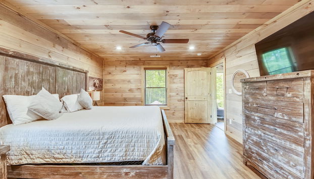 Stone Mountain Lodge 4 Bedroom Cabin by RedAwning - Foto 5, Habitación