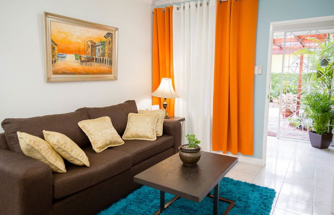 Centrally Located Guest Apartments II - Photo 7