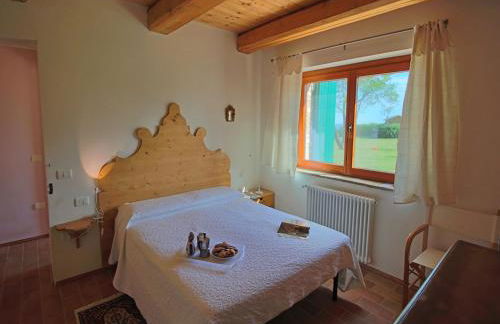 Cottage in Montelabbate With Pool, Garden, Bbq, Parking - Photo 8