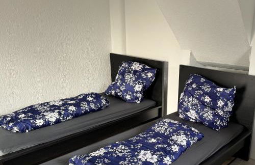 Schönes Apartment mit TV, WLAN, Kochbereich und Parkplatz - Sara - Foto 2