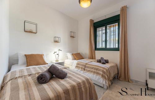 Elegant 2 Bed 2 Bath Apartment, Pool, Views, Parking - Foto 5