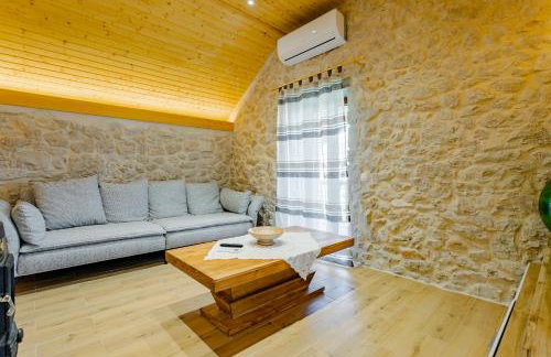 Patakun holiday home for 5, with heated pool - Foto 7