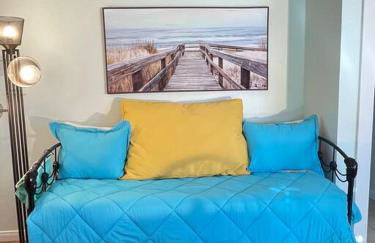 Santa Barbara Serenity Large 1-bedroom Guest Apt. - Photo 5