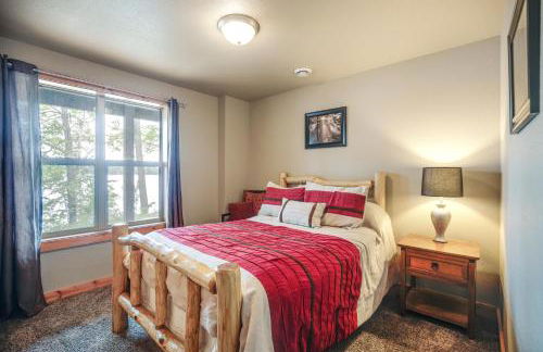 Lakefront Wisconsin Cabin Dock, Walk to Beach! - Foto 15