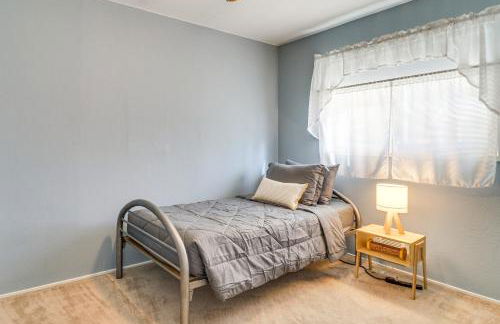 Easy Uptown Access! Charming ABQ Home with Yard - Foto 22