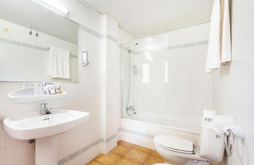 Globales Apartamentos Cala Viñas ONLY ADULTS 16 - Foto 21