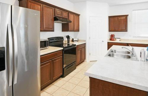 4 Bedroom Desert Oasis Large Yard Sleeps 8 - Foto 7