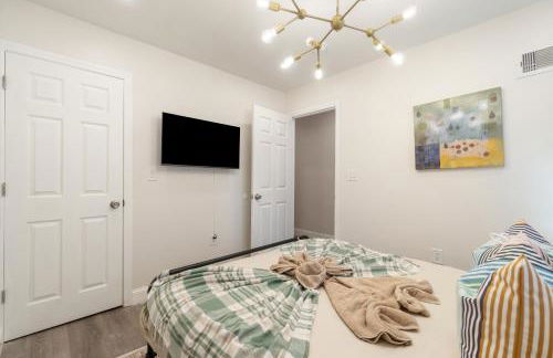 Holiday Home Brownstone City Stay 5BEDS, Private Dual Units - Foto 10