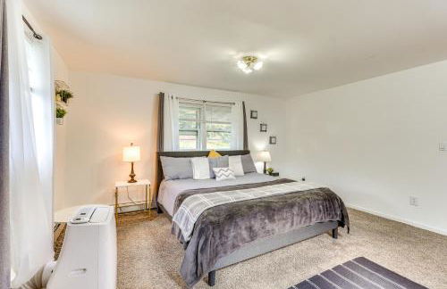 Peaceful 1-Acre Parksville Home Large Deck and Yard - Foto 13