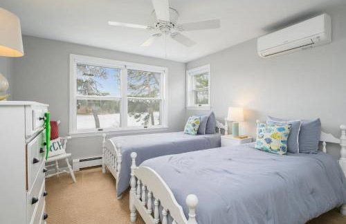 Poppys Pond: Pondfront Cape Home with A/C Wifi - Photo 47