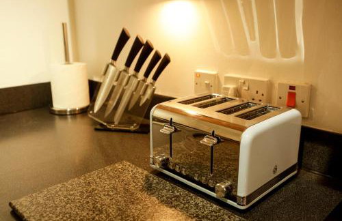 Newly refurbished 1 bed first floor apartment with wifi - Foto 9