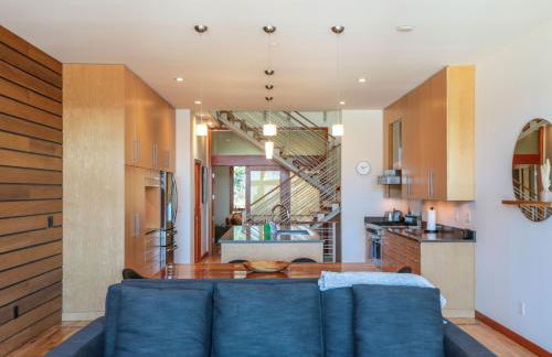 Four - River View Hot tub Luxurious Downtown Loft - Foto 12