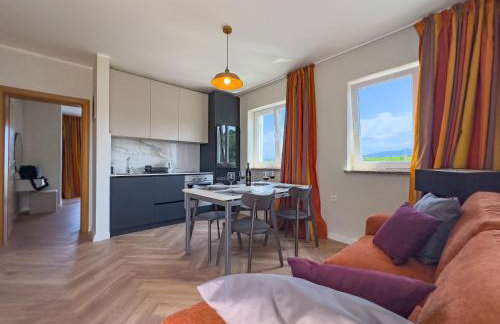 Cecilia Apartments - Photo 19