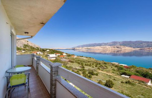 1 Bedroom Lovely Apartment In Bosana - Photo 1