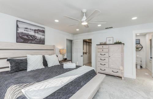 RiverEdge Haven Hot Tub, 5 Beds, Kayaks Near ND - Foto 37