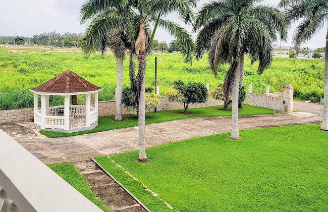 Comfy Haven - Photo 51