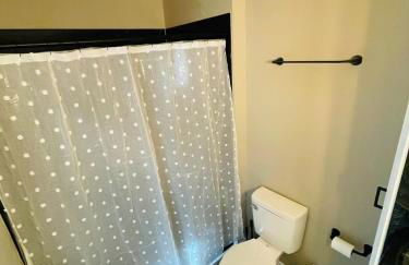 Full HOME with 2 KING BEDS and a POOL - Foto 9