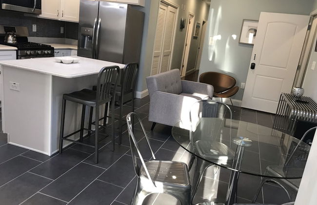 Giles Ave 6 Bedroom Gem - Foto 18