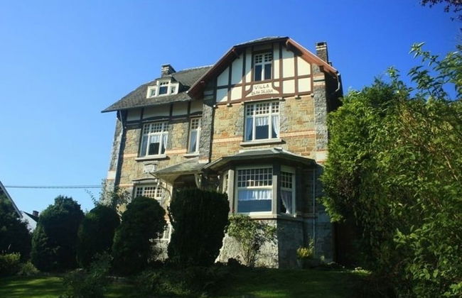 A Beautiful Belle Epoque Villa in the Heart of Hamoir - Foto 27