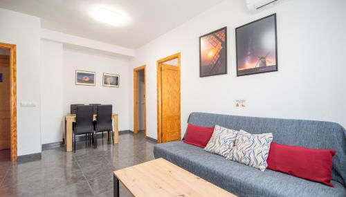 Apartamentos La Mota - Céntrico - Foto 2