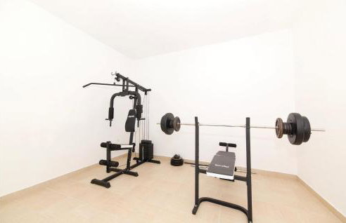 2 Bedroom Stunning Apartment In Divulje - Foto 17