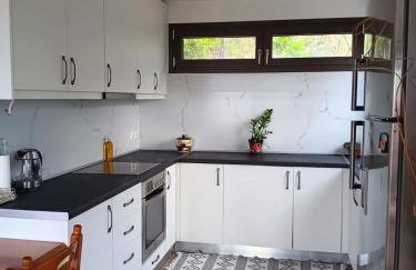 Thalantheia House - Photo 12