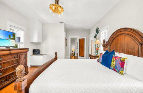 Birds of Paradise: Unwind in Nature's Embrace - Foto 31