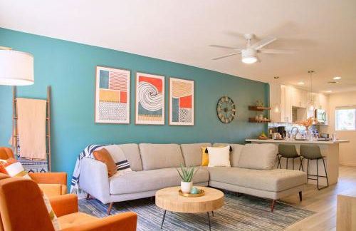 The Scott Getaway - Walkable to Old Town, remodeled space, outdoor pool! - Foto 1