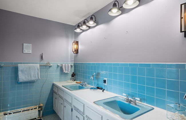 Spacious Dartmouth College Home on Occum Pond - Photo 22