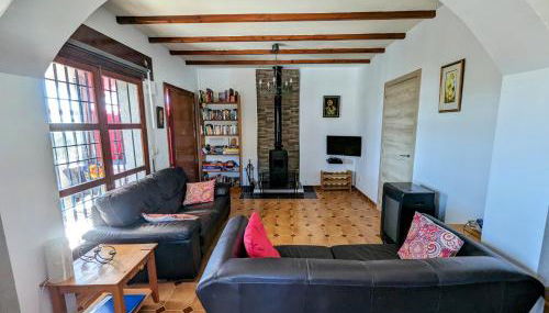 Stunning Villa Felipe, with private pool & hot tub - Foto 2