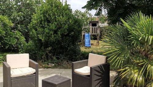 Villa Family Surf sur un terrain arborée et clos, calme et repos - Foto 3, Garden