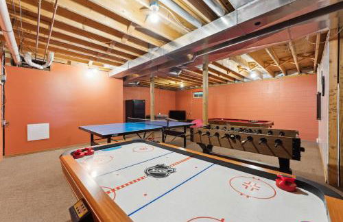 Dog-friendly 6-acre 5BR 3BA home, game room, deck, Wisconsin Dells 10min - Foto 32