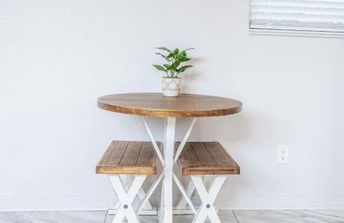 Serene Hill Country Home w/ Romantic Garden Escape - Foto 13