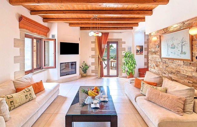 Beautiful Large Villa With Pool and sea View at Nice Georgioupolis - Foto 8