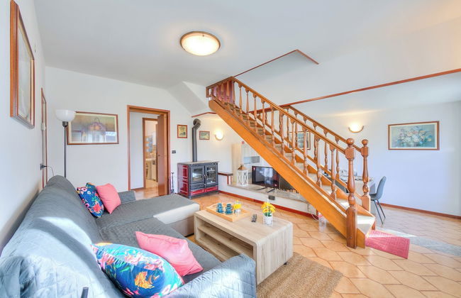 Cedar House Villa Few Minutes From Lake - Foto 15